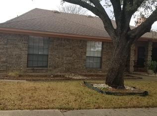 1129 Hialeah Path, Bedford, TX 76022