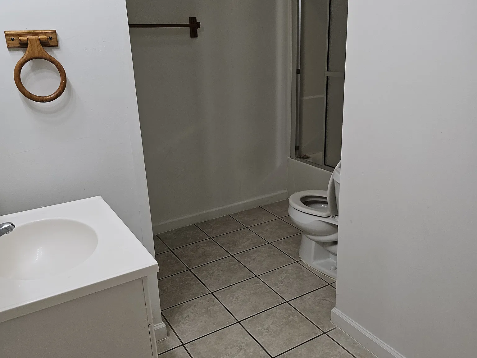 1 bed, $850 — Photo 2