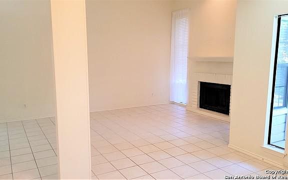 5th image of 11001 Wurzbach Rd APT 201