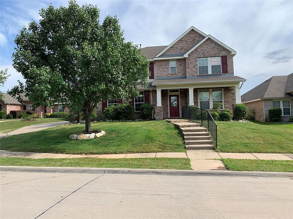 1st image of 6324 Pinehurst Dr