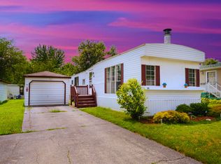 161 Flamingo Dr, Beecher, IL