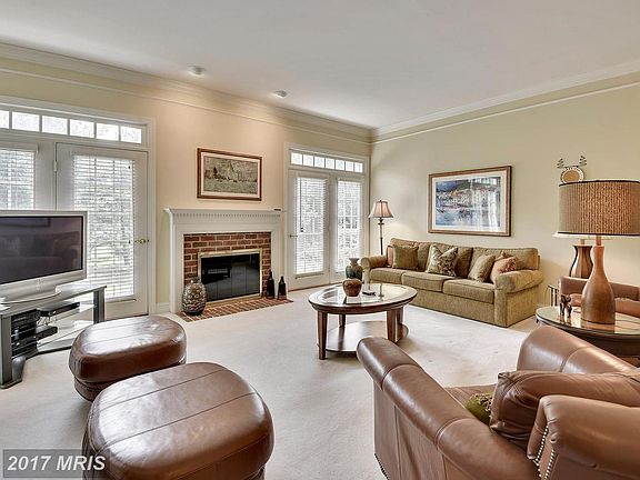 4th image of 2874 Franklin Oaks Dr