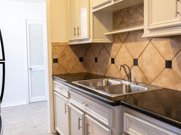 2801 Carrolton St APT 3