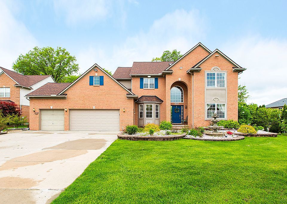 1st image of 40676 Deer Creek Ct #27