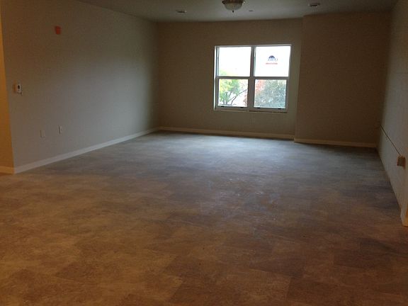 2nd image of 289 E Huron St APT 0002