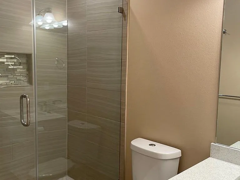 1821 Castillo St — Photo 21