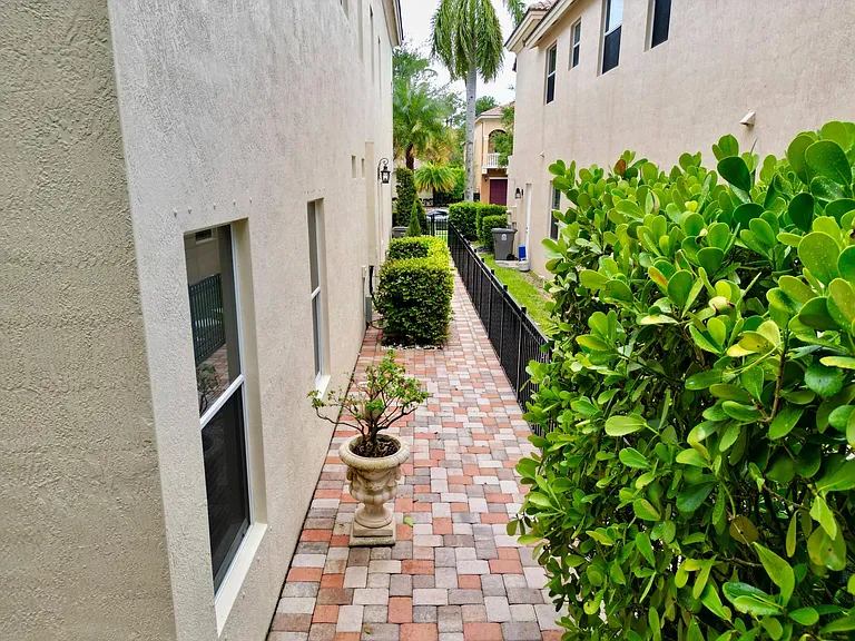 9183 Nugent Trl — Photo 74