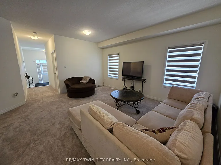 90 Stauffer Rd — Photo 7