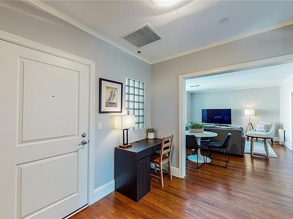 5th image of 1180 Narragansett Blvd APT F6
