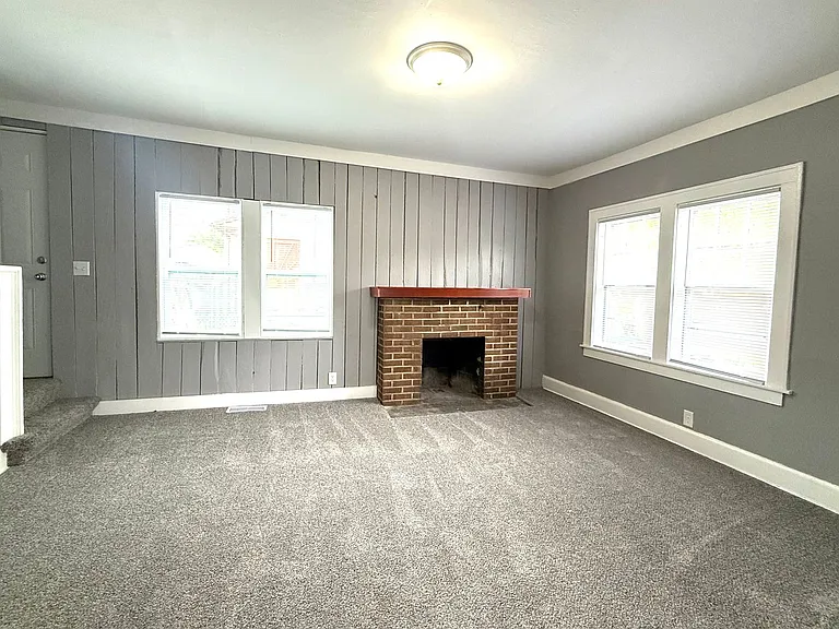 519 S 9th St — Photo 3