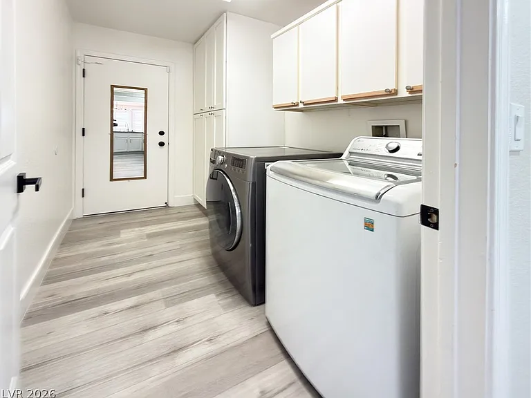 10420 Villa Ridge Dr — Photo 15