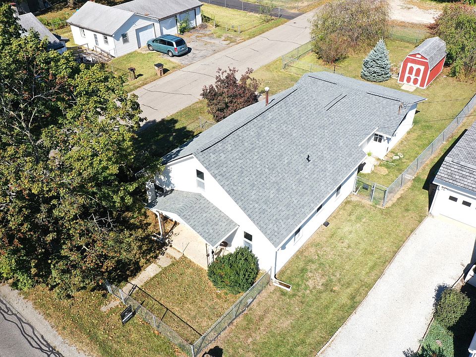 2nd image of 3030 McKinley Ave
