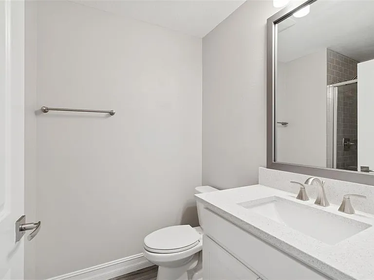 4921 W Paul Ave #4 — Photo 9