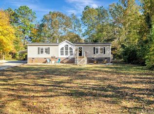 165 Locust Dr, Bracey, VA 23919