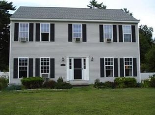 15 Sandpiper Ln, Acushnet, MA 02743