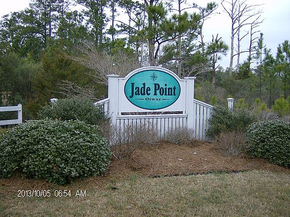 2nd image of 123 Jade St