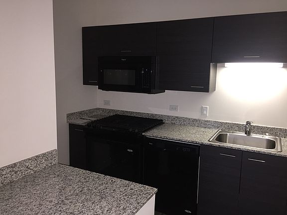 4th image of 801 Lasalle St #1110