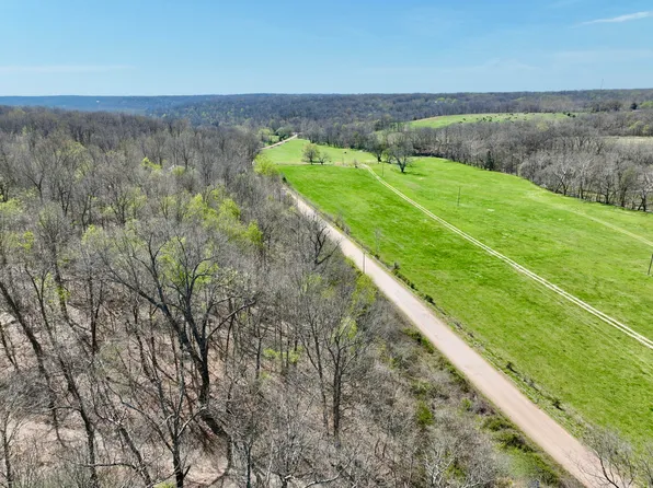 000 Orchid Drive, Neosho, MO 64850