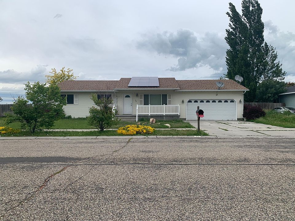 1st image of 98 Douglas Dr