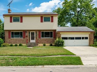 9104 Cherry Blossom Ln, Cincinnati, OH 45231