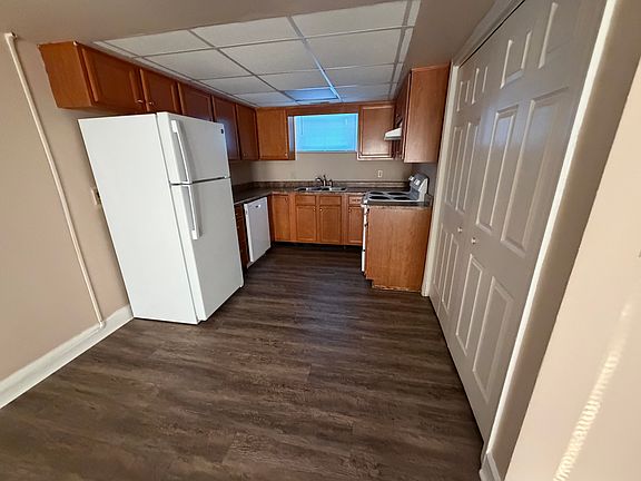 3rd image of 150 Hager Ave APT D