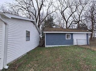 944 W Division St, Springfield, MO 65803