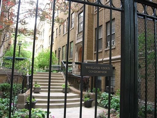 1st image of 636 W Waveland Ave APT 4A