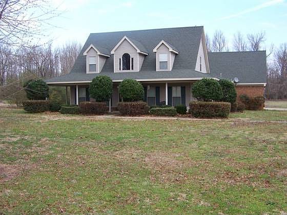 1st image of 4290 Redwood Dr