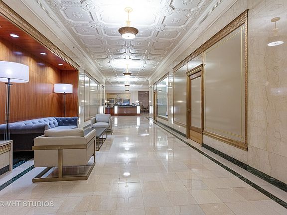 3rd image of 310 S Michigan Ave Unit 2205