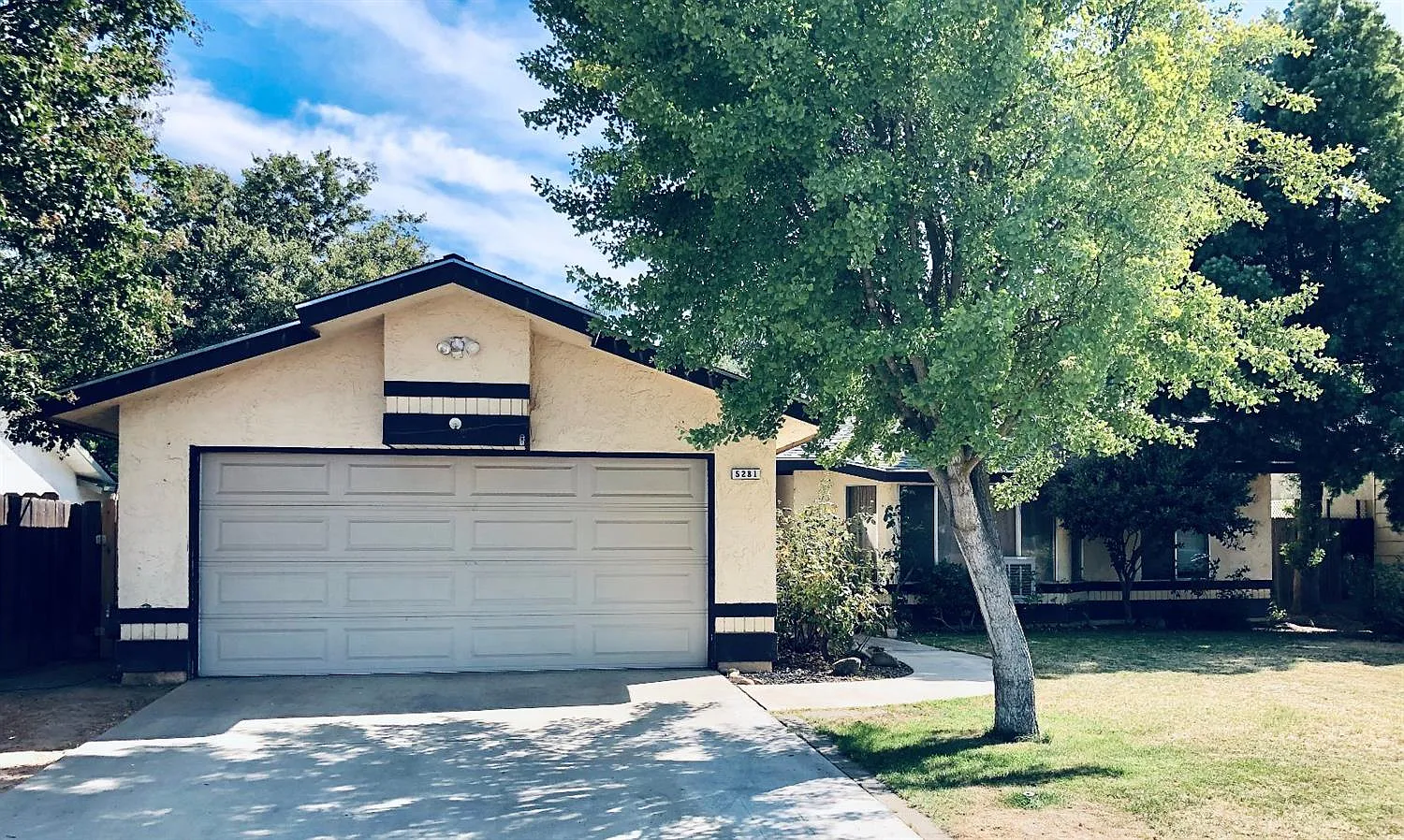 5281 W Buckingham Way photo 1