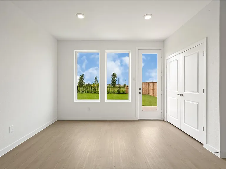 31711 Wild Meadow Dr — Photo 12