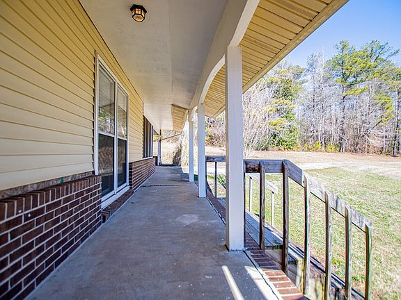 4th image of 2073 Victory Church Rd