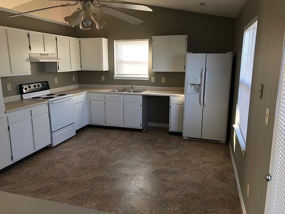 4th image of 6032 Tammin Dr