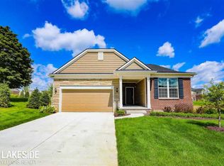 1101 Lark St #43, Lake Orion, MI 48360