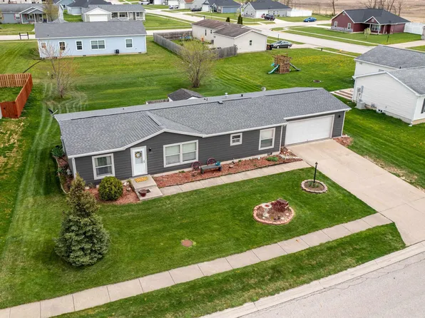 1007 N Franklin St, Garrett, IN 46738