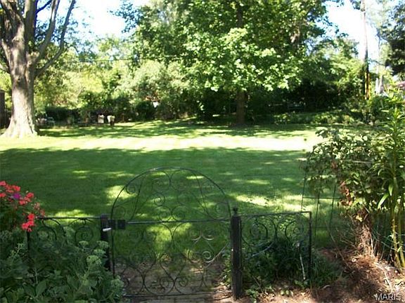 5th image of 9735 Antonia Dr