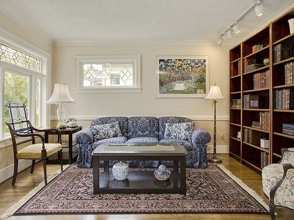 3rd image of 4656 Sunnyside Ave N