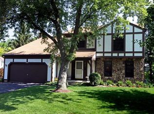 4936 Shagbark Ct, Gurnee, IL 60031