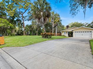 1791R Ezelle Ave, Largo, FL 33770