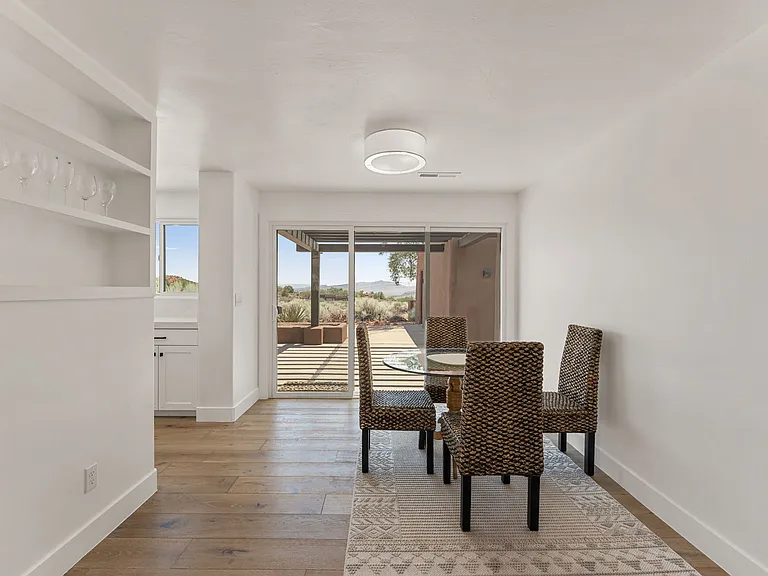1602 N Sutava Dr — Photo 17