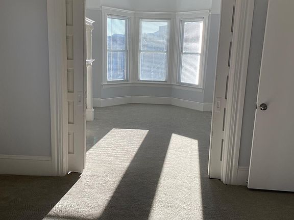 3rd image of 26 Gough St #26