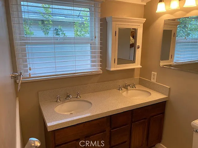 5356 Yolanda Ave — Photo 14