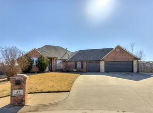 52 Cypress St NW, Piedmont, OK 73078