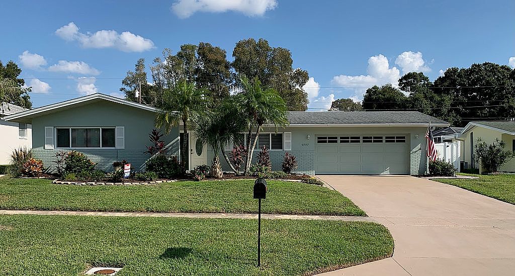 9797 Commodore Dr, Seminole, FL 33776 Zillow