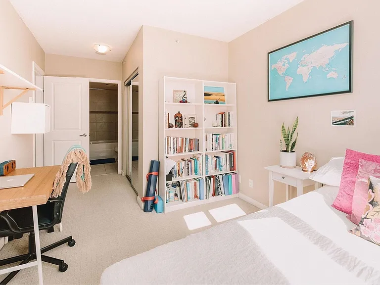 888 Carnarvon St #3210 — Photo 7