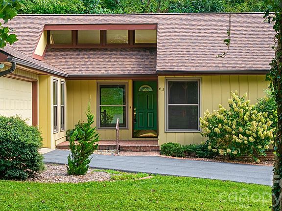 3rd image of 63 Pinecroft Rd