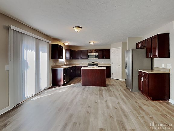5th image of 2310 Lammermoor Cir
