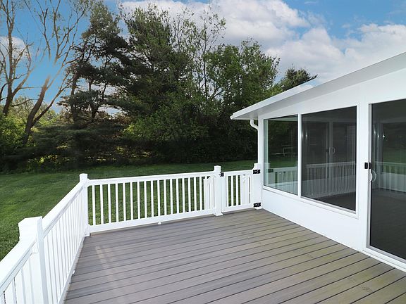 4th image of 6436 Redenbacher Ct