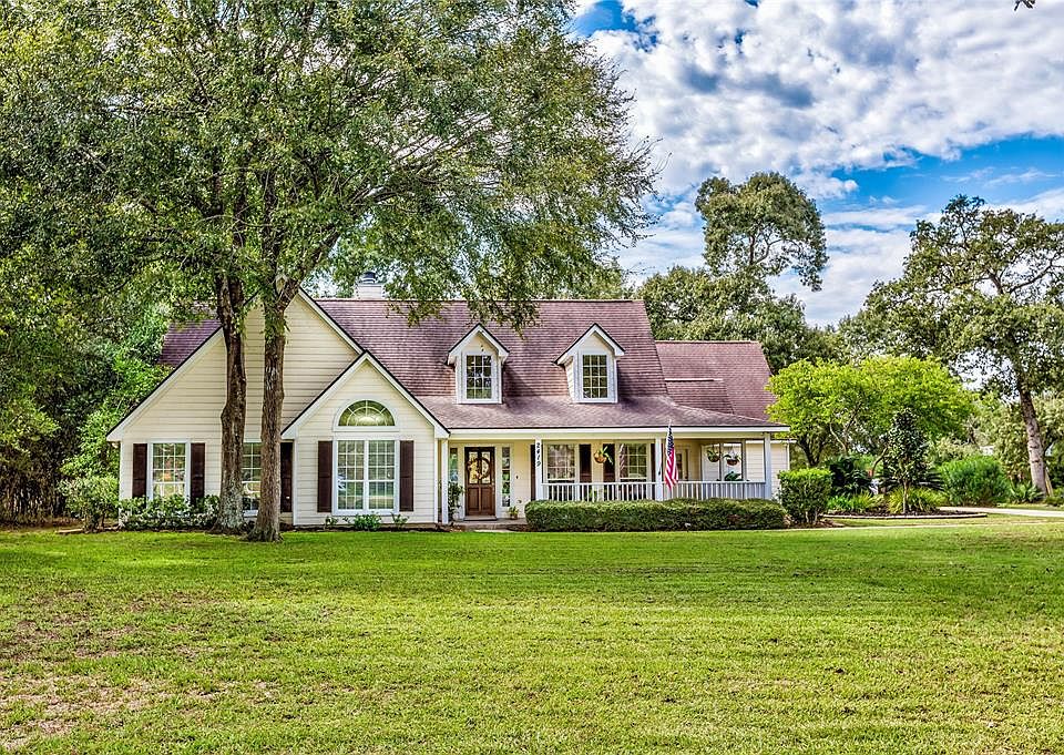 1st image of 2419 Pebble Lake Dr