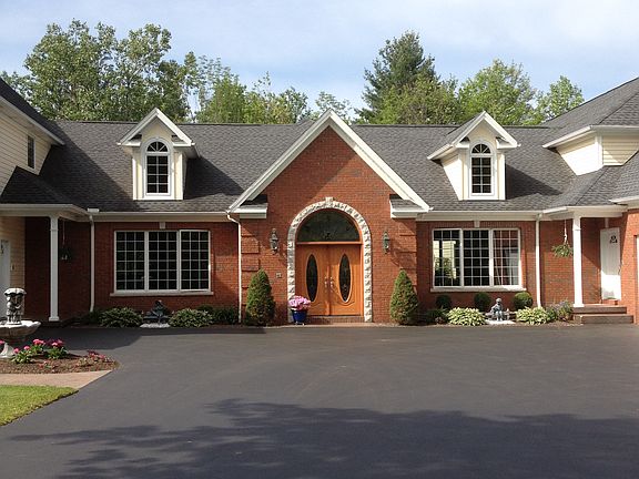 2nd image of 7190 Serpentine Dr